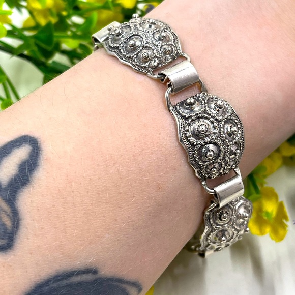 Antique 925 Sterling Silver Gothic Style Bracelet 7.5 Inches Long - Picture 2 of 9